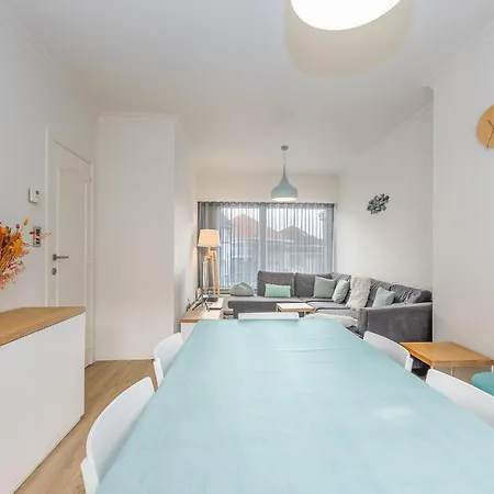 Ferienhaus By The Sea, Cleaning Included *